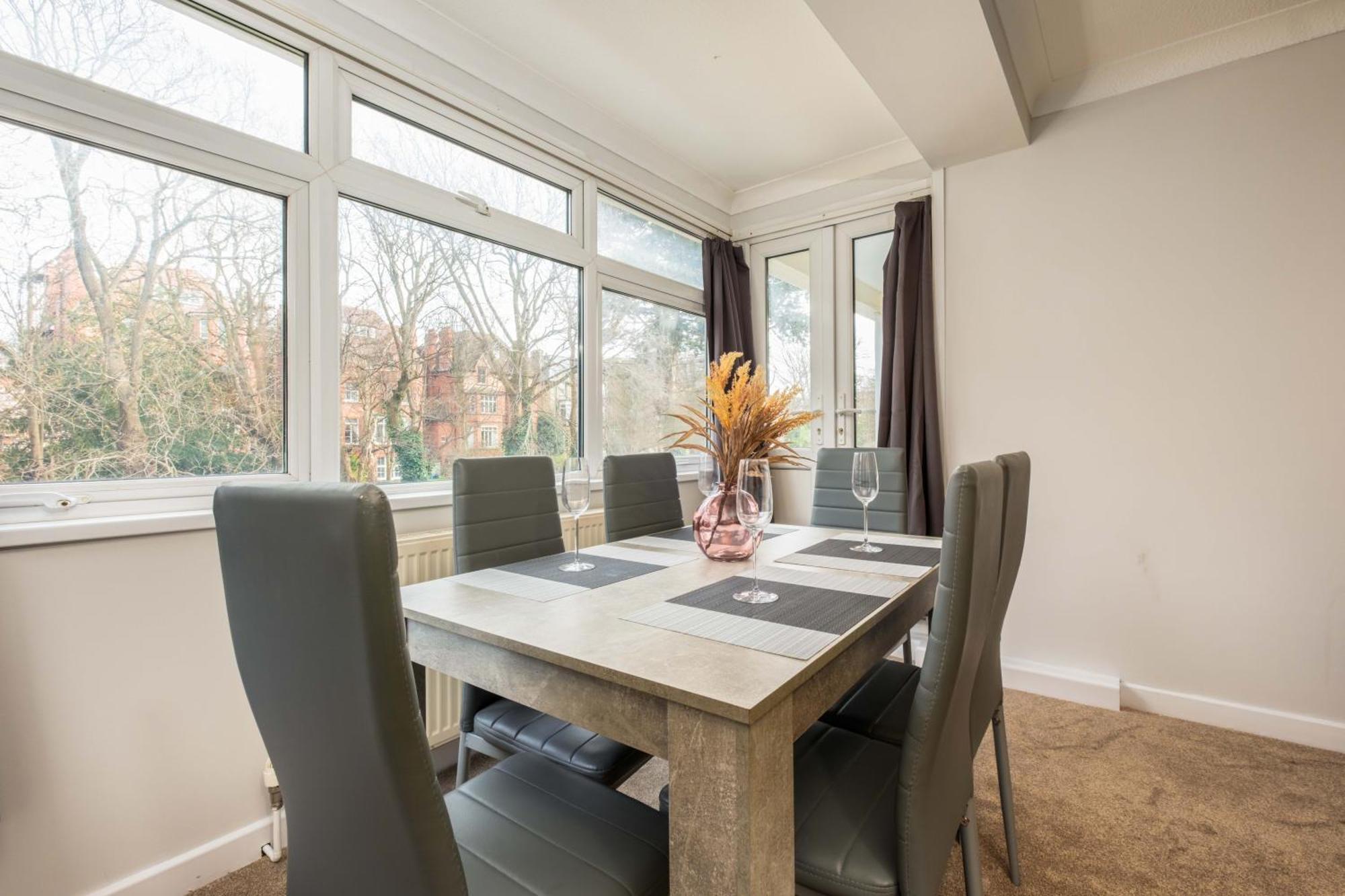 Stylish 2 Bedroom In Central Brighton Free Parking Near Beach And Train Station Buitenkant foto